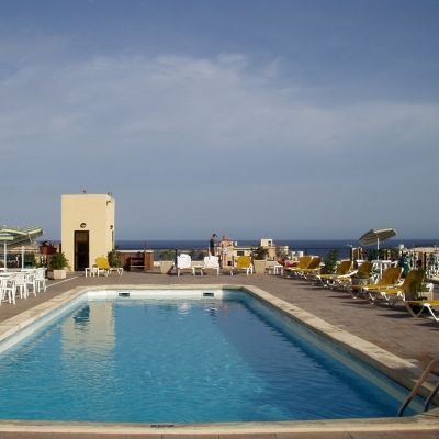 The Crown Hotel بوجبة المظهر الخارجي الصورة