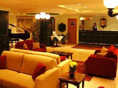 The Crown Hotel بوجبة المظهر الخارجي الصورة